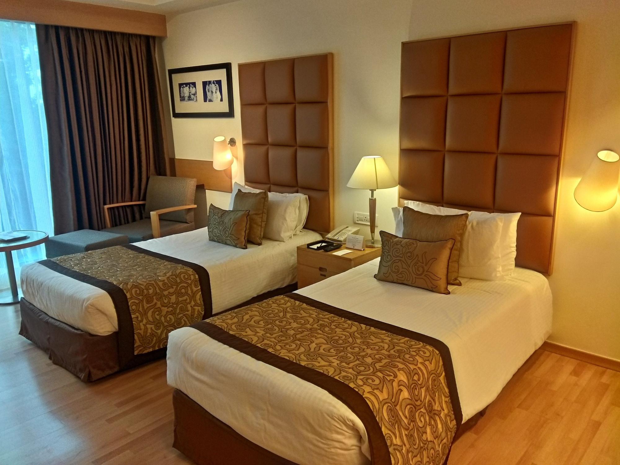 ホテル タージ チャンディーガル Chandīgarh エクステリア 写真 Deluxe room