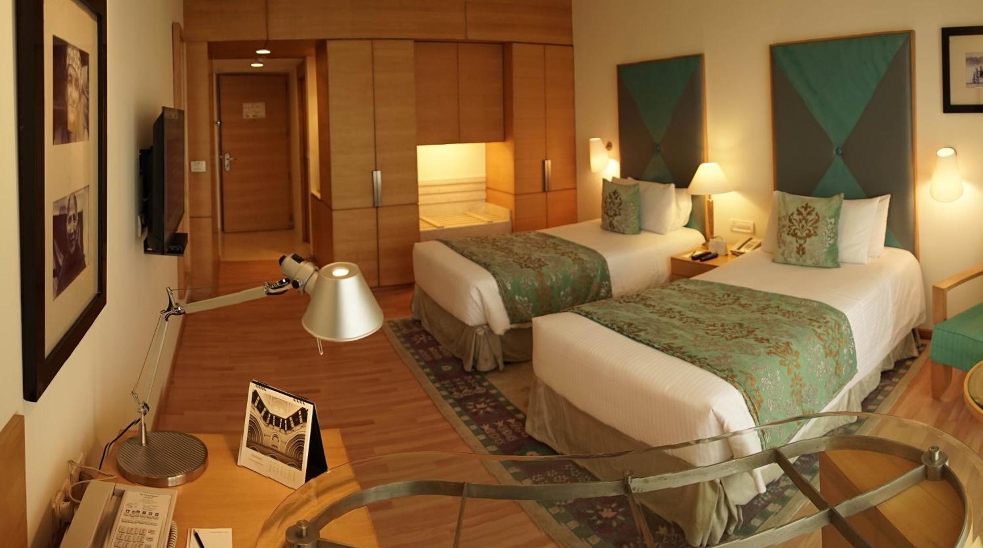 ホテル タージ チャンディーガル Chandīgarh 部屋 写真 A room at the Taj Bengal