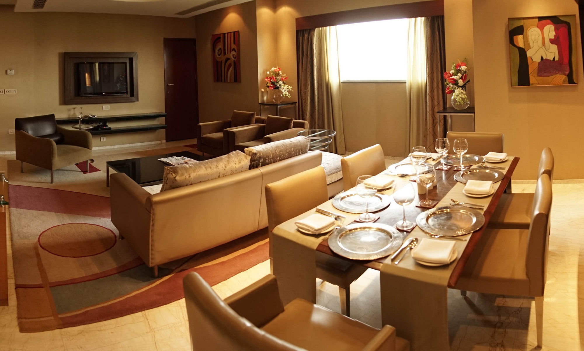 ホテル タージ チャンディーガル Chandīgarh エクステリア 写真 A suite at the Taj Mahal Palace, Mumbai